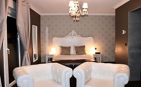 V E R O N E - Rooms & Suites - Liege - Rocourt